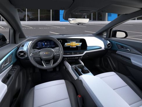 New 2026 Chevrolet Equinox EV LT FWD image 15