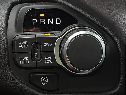 Used 2025 RAM 1500 Big Horn AWD/4WD image 14