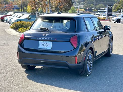 New 2026 MINI Cooper S image 5