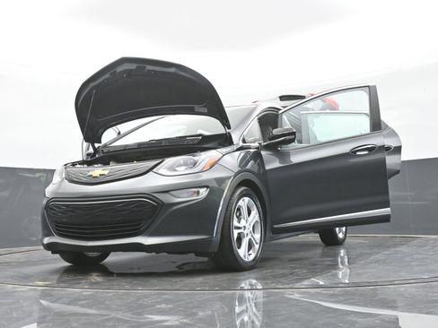 Used 2020 Chevrolet Bolt LT FWD image 48