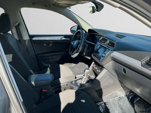 Used 2023 Volkswagen Tiguan S image 15