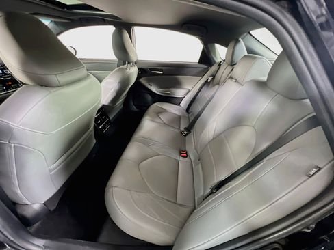Used 2019 Toyota Avalon Limited w/ Advanced Safety Package FWD image 25
