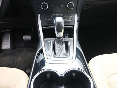 Used 2017 Ford Edge SEL w/ Equipment Group 201A image 13