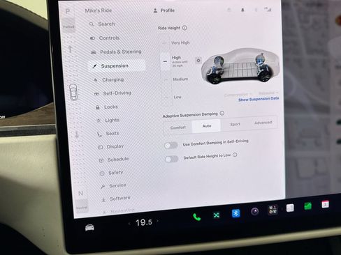 Used 2022 Tesla Model S AWD/4WD image 26