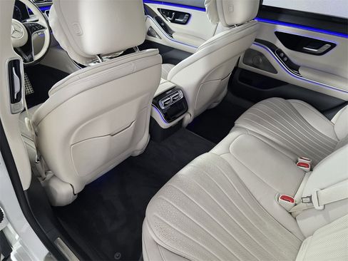 Certified 2022 Mercedes-Benz S 580 4MATIC Sedan image 15