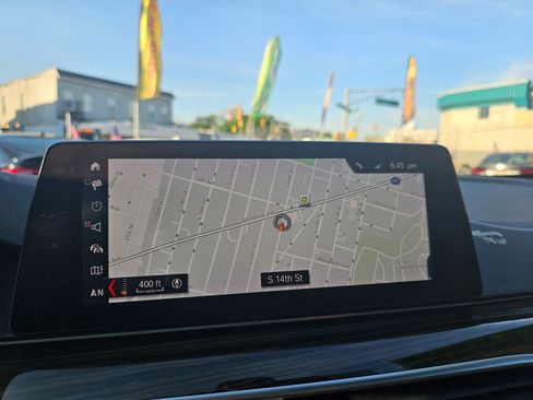 Used 2019 BMW 530i xDrive AWD/4WD image 24