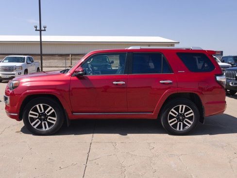Used 2014 Toyota 4Runner Limited AWD/4WD image 3