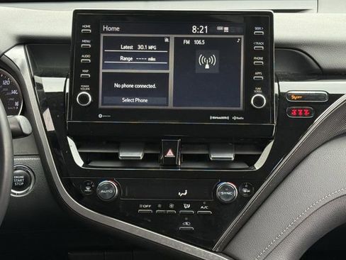 Used 2023 Toyota Camry XSE image 16