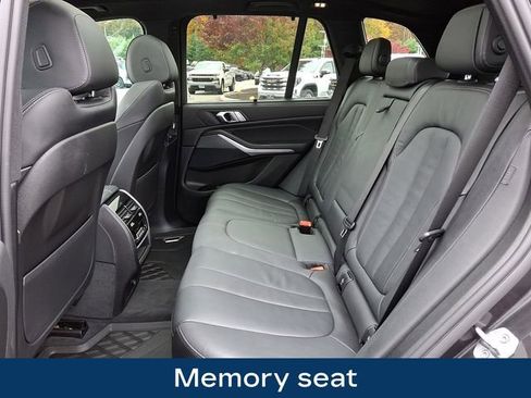 Used 2021 BMW X5 xDrive40i image 13