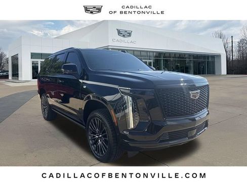Certified 2025 Cadillac Escalade Sport Platinum AWD/4WD image 1