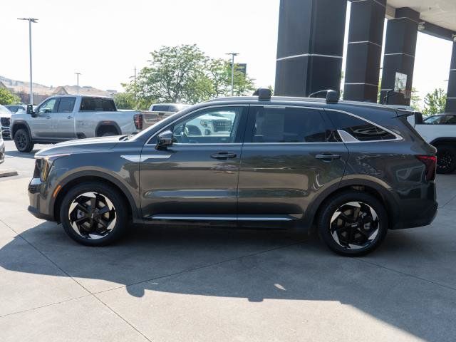 Certified 2026 Kia Sorento EX AWD/4WD image 4