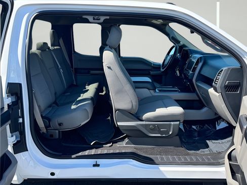 Used 2019 Ford F150 XLT w/ Equipment Group 302A Luxury RWD image 29