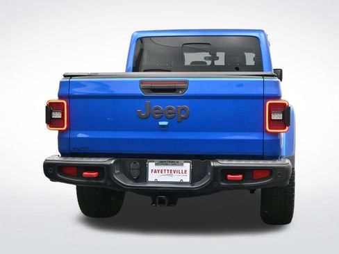 Used 2021 Jeep Gladiator Rubicon AWD/4WD image 6
