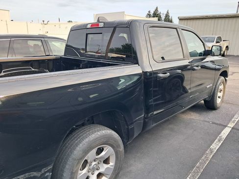 Used 2023 RAM 1500 Big Horn AWD/4WD image 7