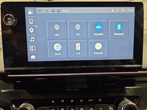 Used 2024 Honda Prologue Touring image 11