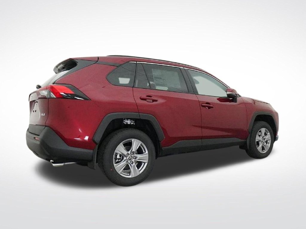 Used 2025 Toyota RAV4 XLE w/ Convenience Package FWD image 29
