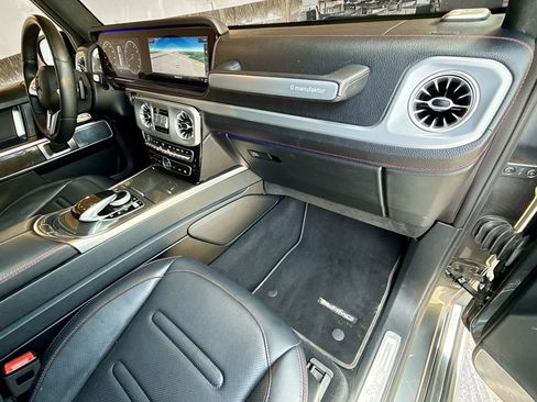 Used 2021 Mercedes-Benz G 550 w/ G Manufaktur Interior Package image 34