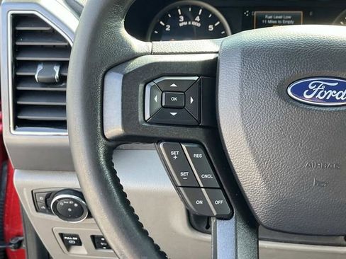 Used 2020 Ford F150 XLT w/ Equipment Group 302A Luxury AWD/4WD image 32
