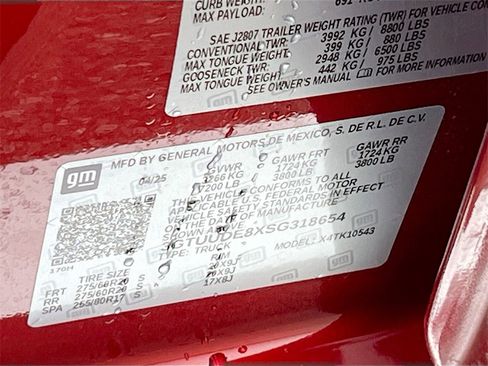 Used 2025 GMC Sierra 1500 SLT w/ SLT Premium Plus Package image 33