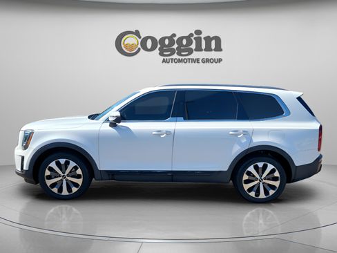 Used 2020 Kia Telluride S image 2