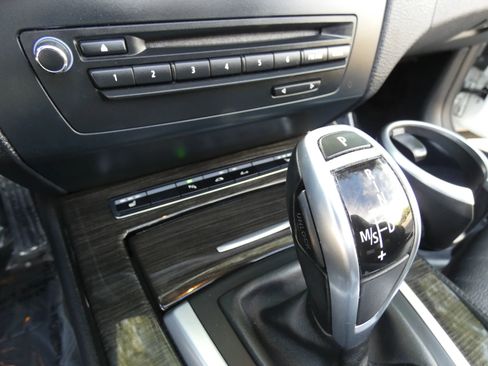 Used 2015 BMW Z4 sDrive35is image 45