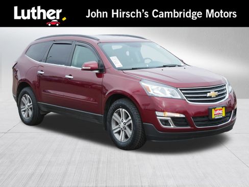 Used 2015 Chevrolet Traverse LT image 1