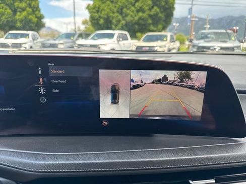 Used 2025 Cadillac XT4 Premium Luxury AWD/4WD image 26