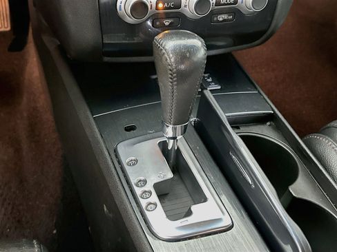 Used 2012 Nissan Maxima 3.5 SV w/ Monitor Pkg FWD image 23