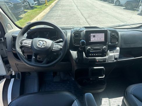 Used 2023 RAM ProMaster 2500 FWD image 12