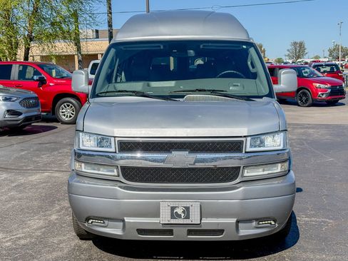 Used 2024 Chevrolet Express 2500 Extended w/ Driver Convenience Package image 3