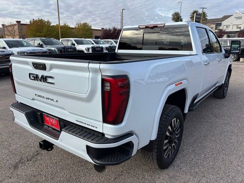 New 2026 GMC Sierra 3500 Denali Ultimate image 5