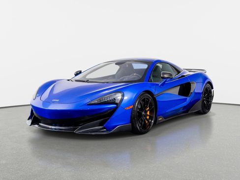Used 2020 McLaren 600LT Spider RWD image 21