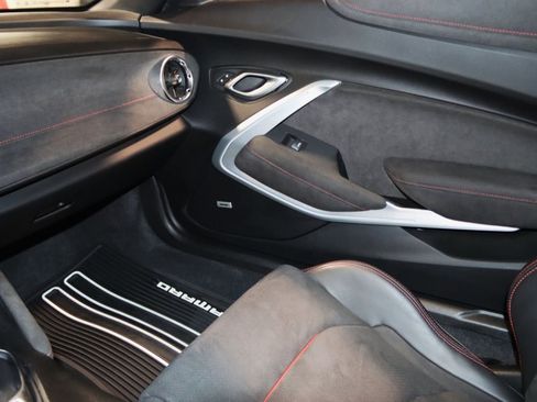 Used 2022 Chevrolet Camaro ZL1 RWD image 56