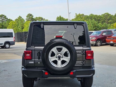 Used 2020 Jeep Wrangler Unlimited Sport S AWD/4WD image 6