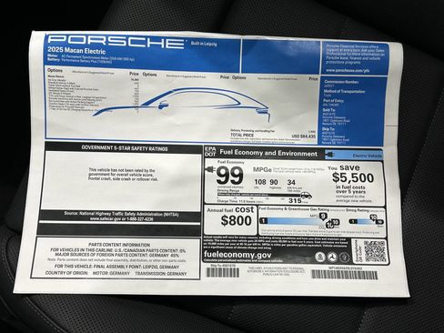 Certified 2025 Porsche Macan Electric image 52