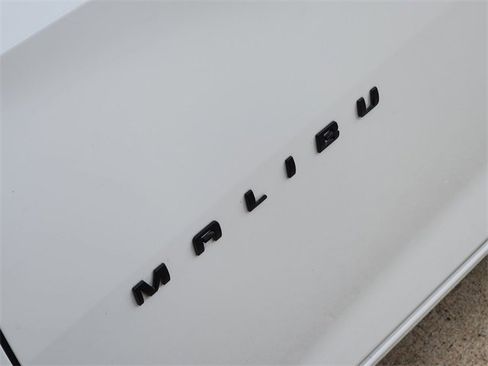 Used 2023 Chevrolet Malibu RS w/ LPO, Floor Liner Package FWD image 9
