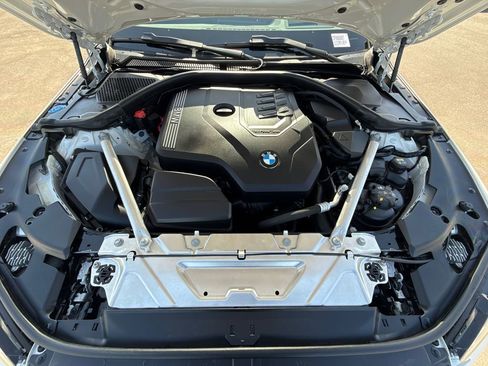 Used 2021 BMW 430i Coupe w/ M Sport Package RWD image 8