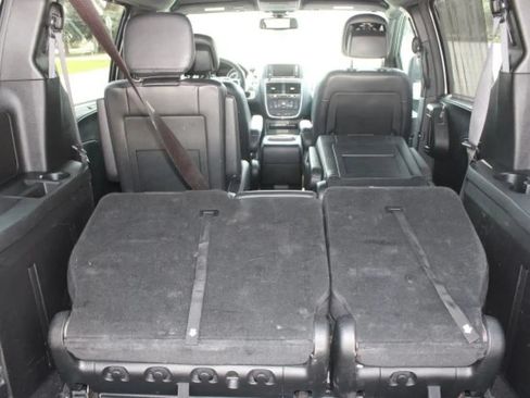 Used 2019 Dodge Grand Caravan GT FWD image 41