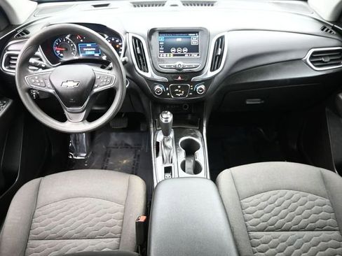 Used 2021 Chevrolet Equinox LT FWD image 16