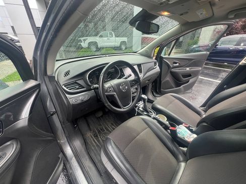 Used 2019 Buick Encore Preferred FWD image 8