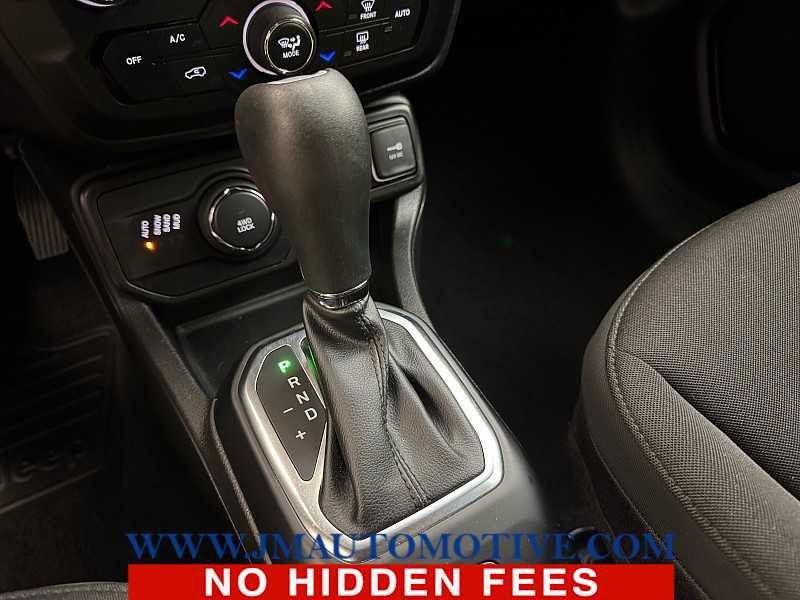Used 2020 Jeep Renegade Altitude AWD/4WD image 36