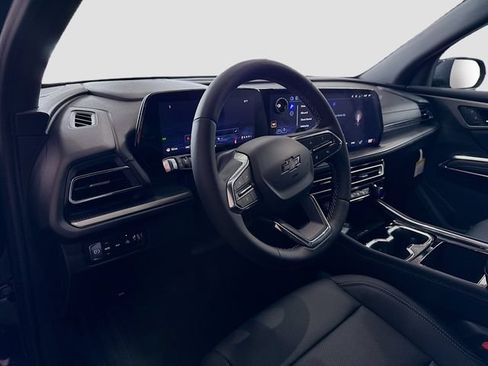 New 2026 Chevrolet Traverse LT w/ Midnight/Sport Edition AWD/4WD image 10