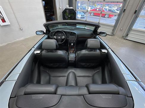 Used 2011 Saab 9-3 2.0T image 27