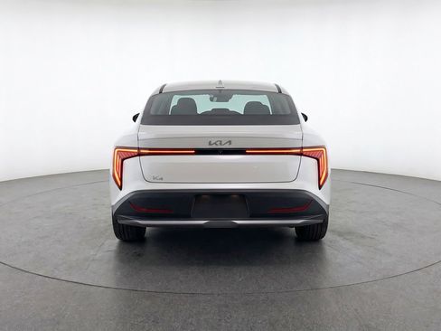 Used 2025 Kia K4 LXS FWD image 7