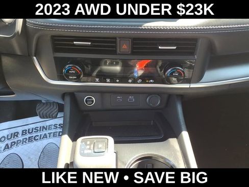 Used 2023 Nissan Rogue SV AWD/4WD image 23