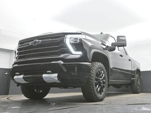 New 2026 Chevrolet Silverado 2500 High Country w/ High Country Premium Package AWD/4WD image 45