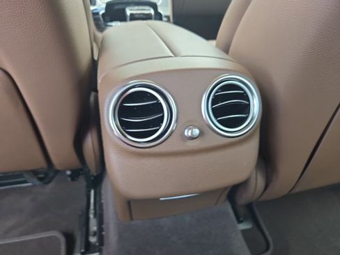Used 2018 Mercedes-Benz E 300 image 17