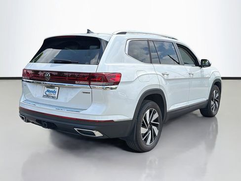 Used 2024 Volkswagen Atlas SEL AWD/4WD image 5