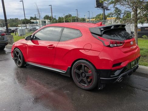 Used 2020 Hyundai Veloster N w/ Performance Package FWD image 5