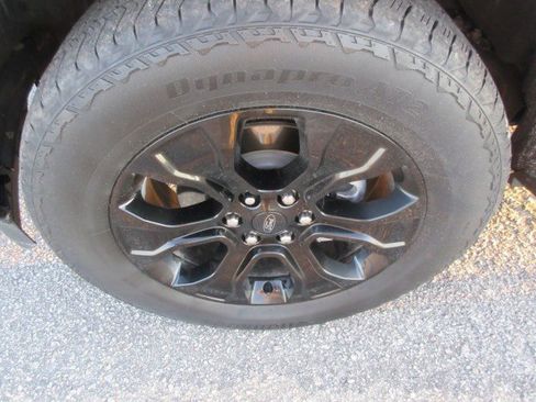 Used 2022 Ford F150 Lariat w/ Equipment Group 502A High AWD/4WD image 9
